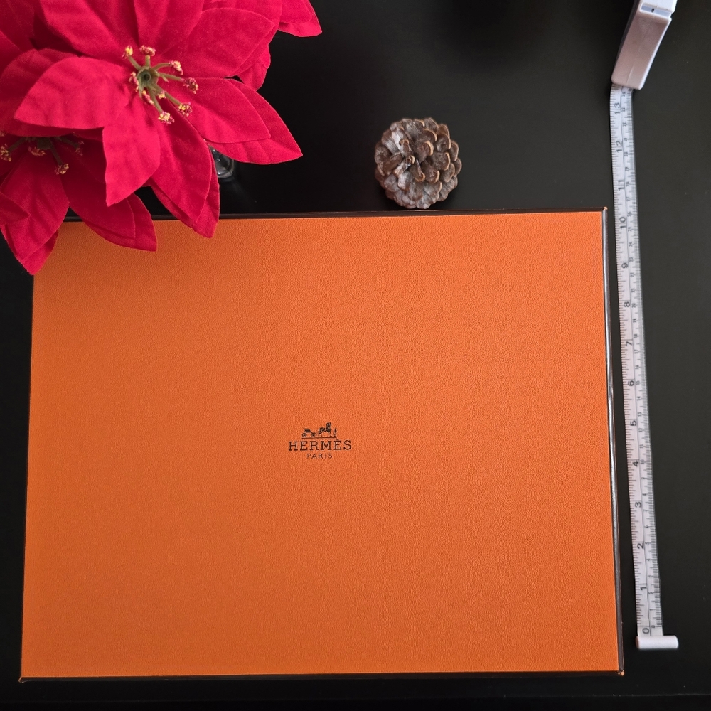 Hermes box